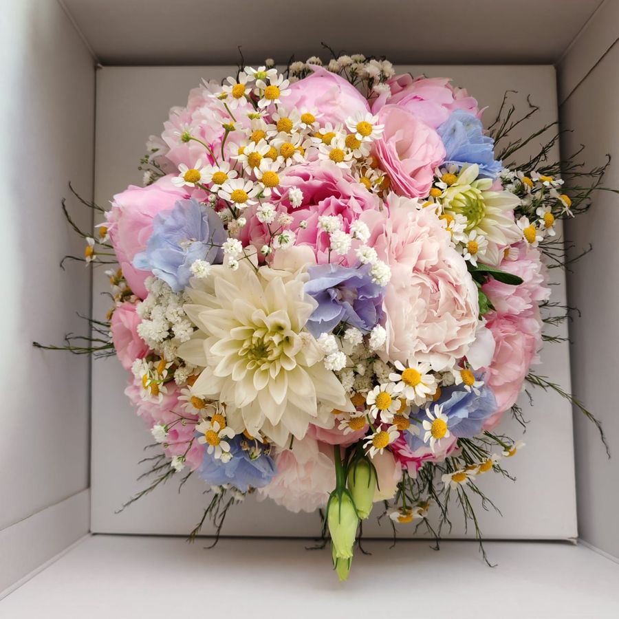 Bouquet da sposa realizzato da La Margherita Arte Floreale